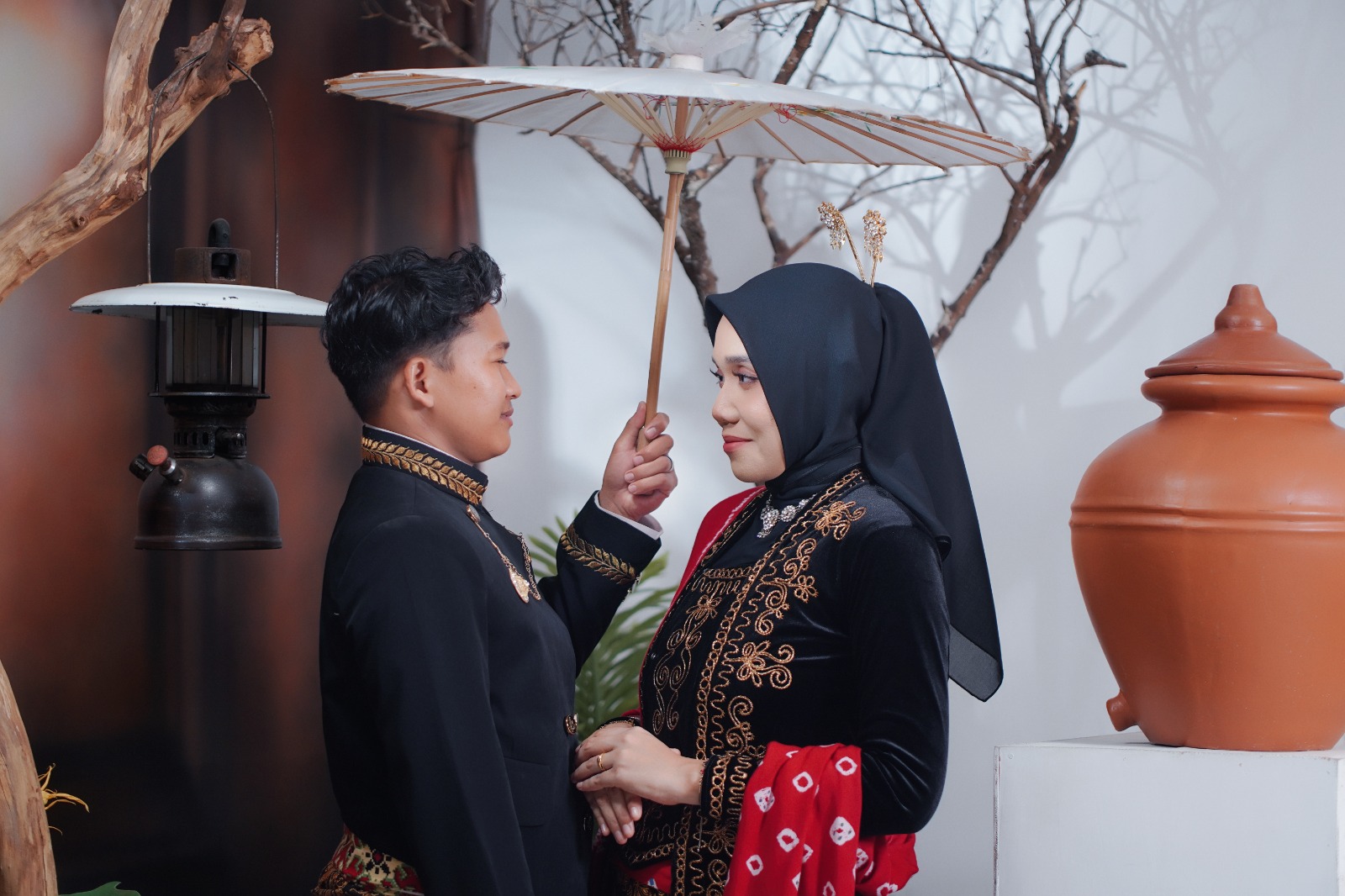 Desty & Hanafi070925 (2)