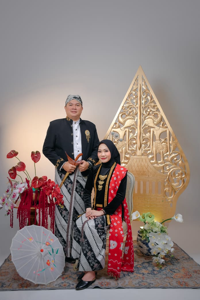 Mulyani & Peggy310126