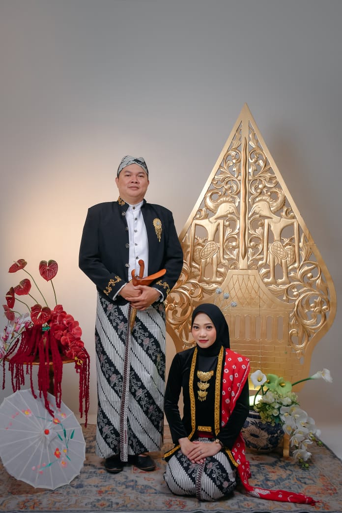 Mulyani & Peggy310126