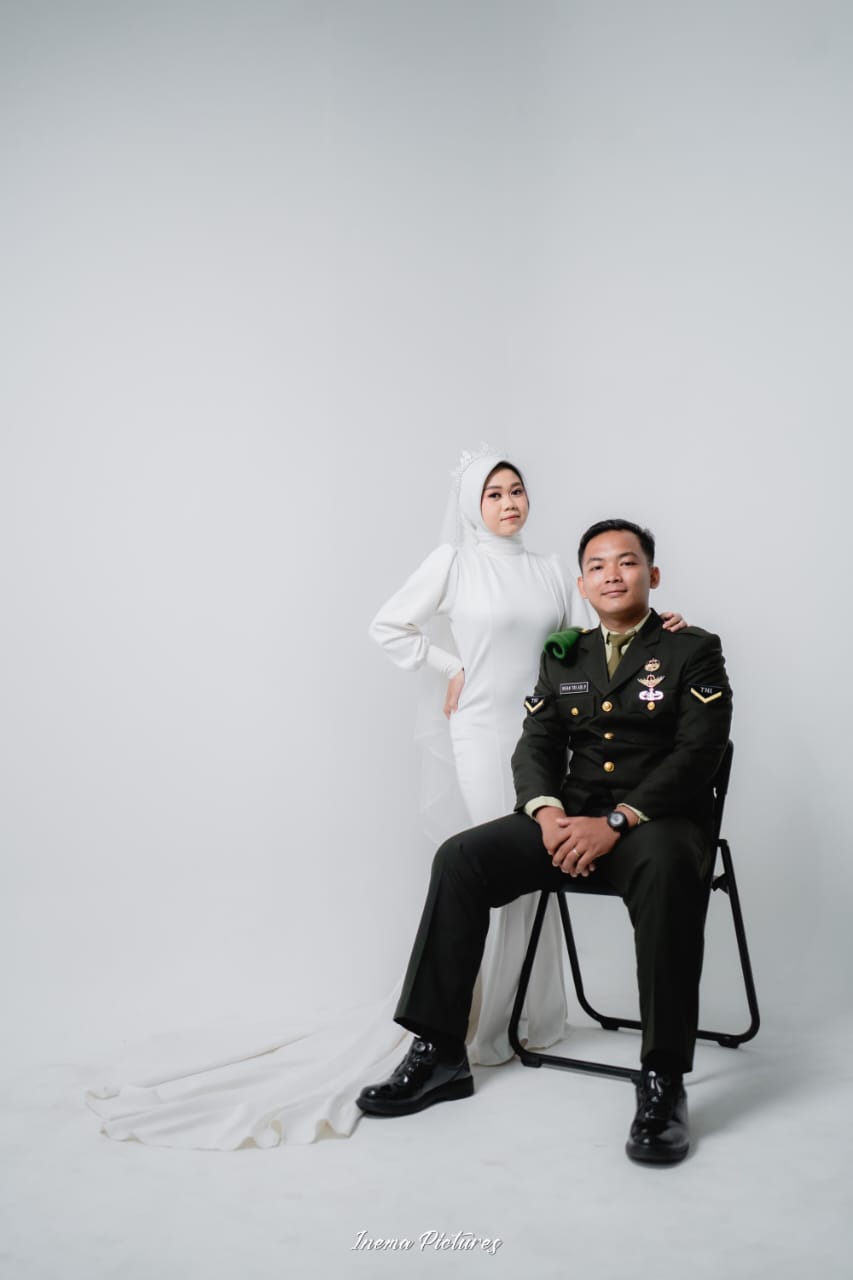 Arina & Irfan100126