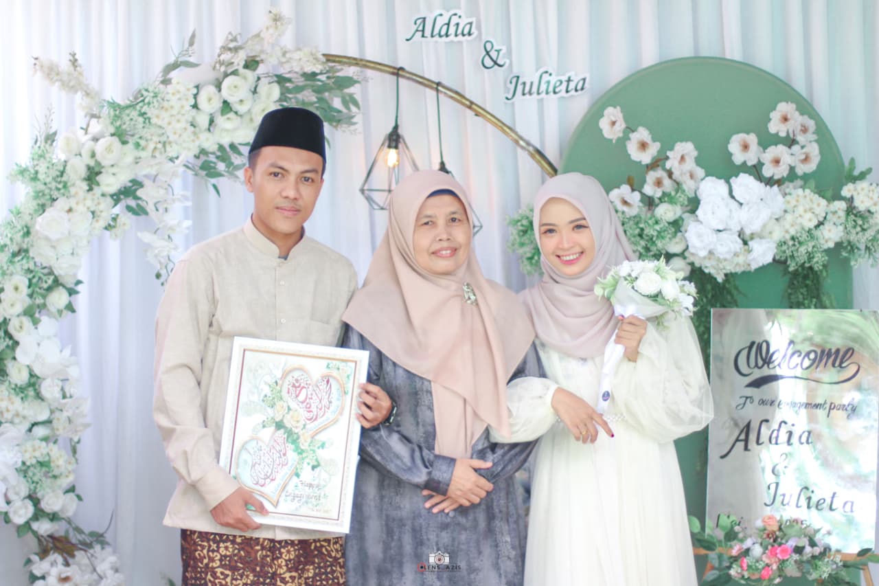 Julieta & Aldia100226