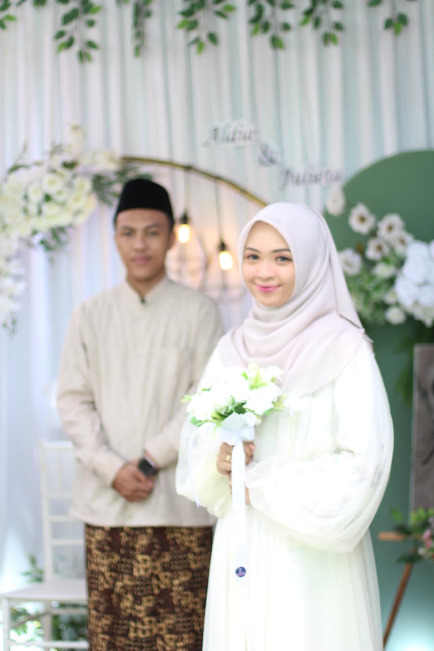 Julieta & Aldia100226