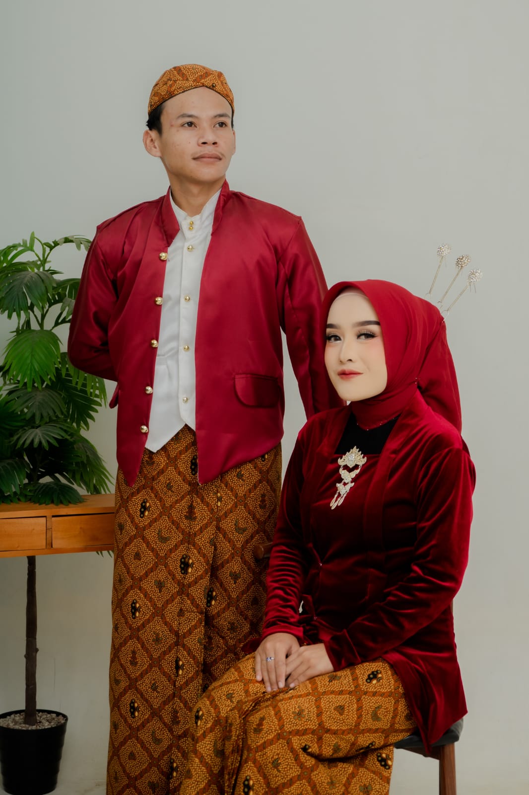 Ratna & Ikhsan120426