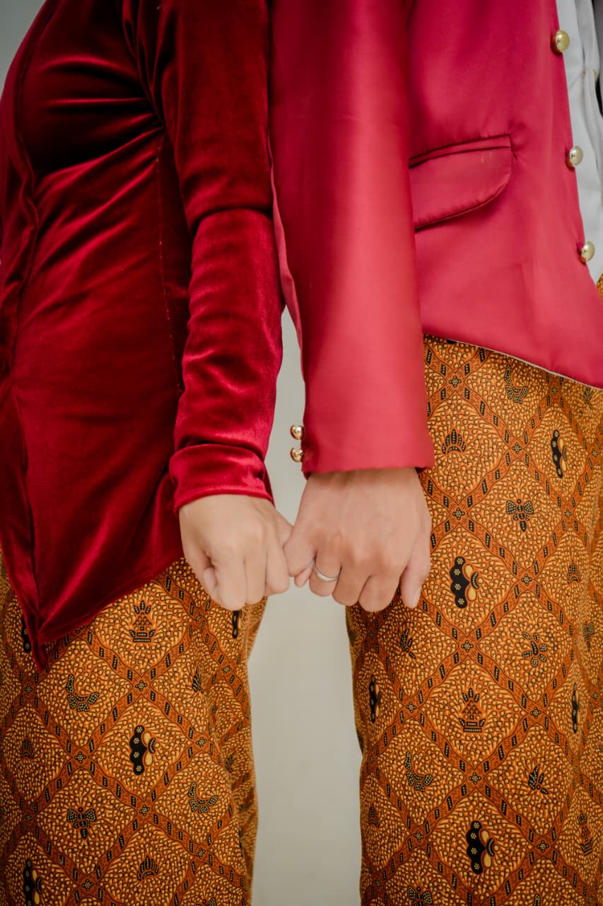 Ratna & Ikhsan120426