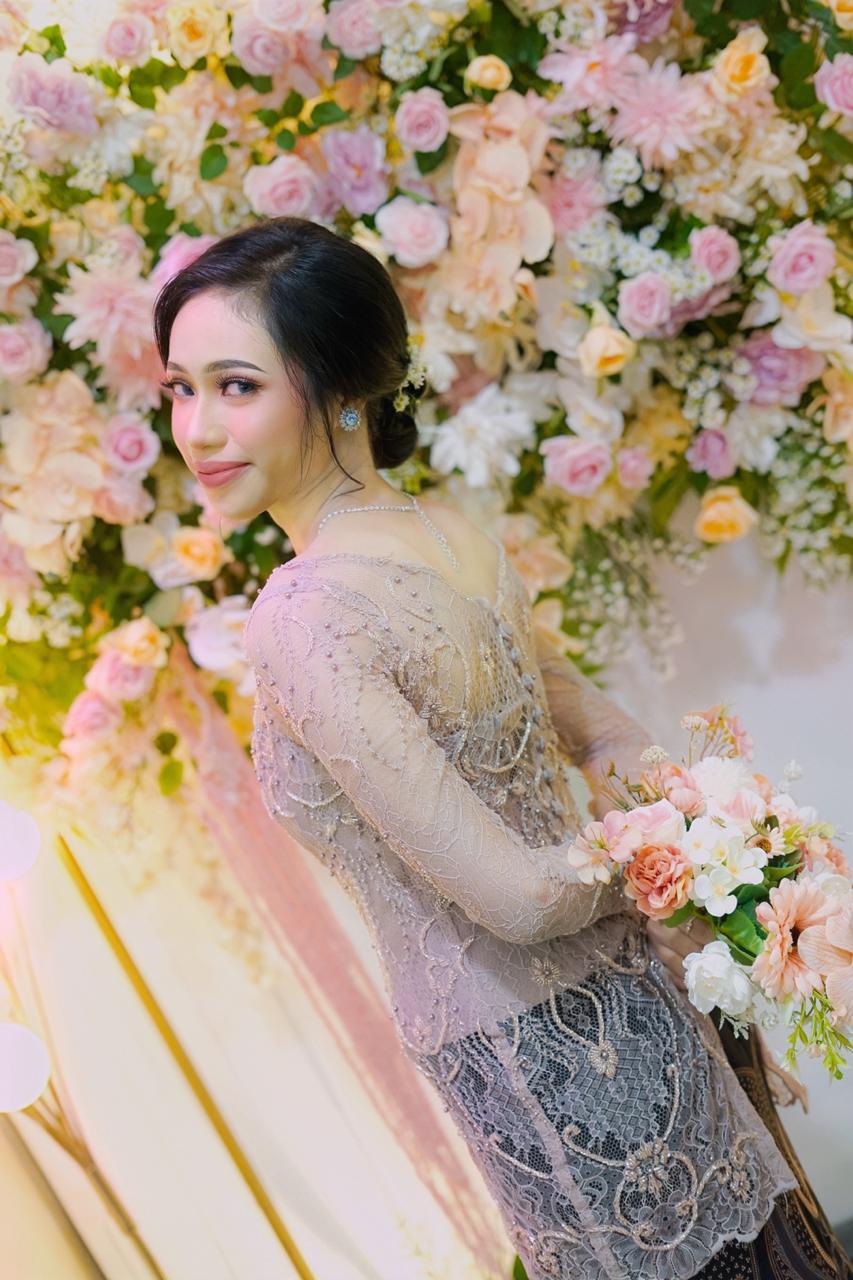 Esa & Rizka 120426