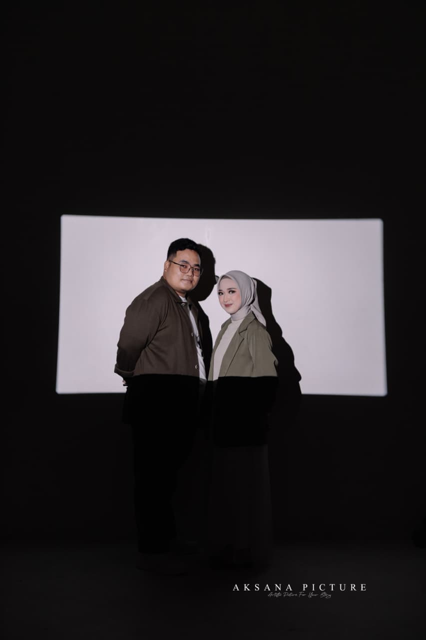 Nadia & Reva020526