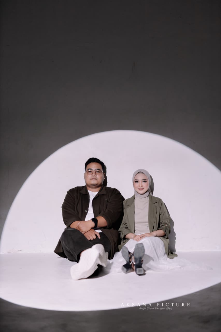 Nadia & Reva020526