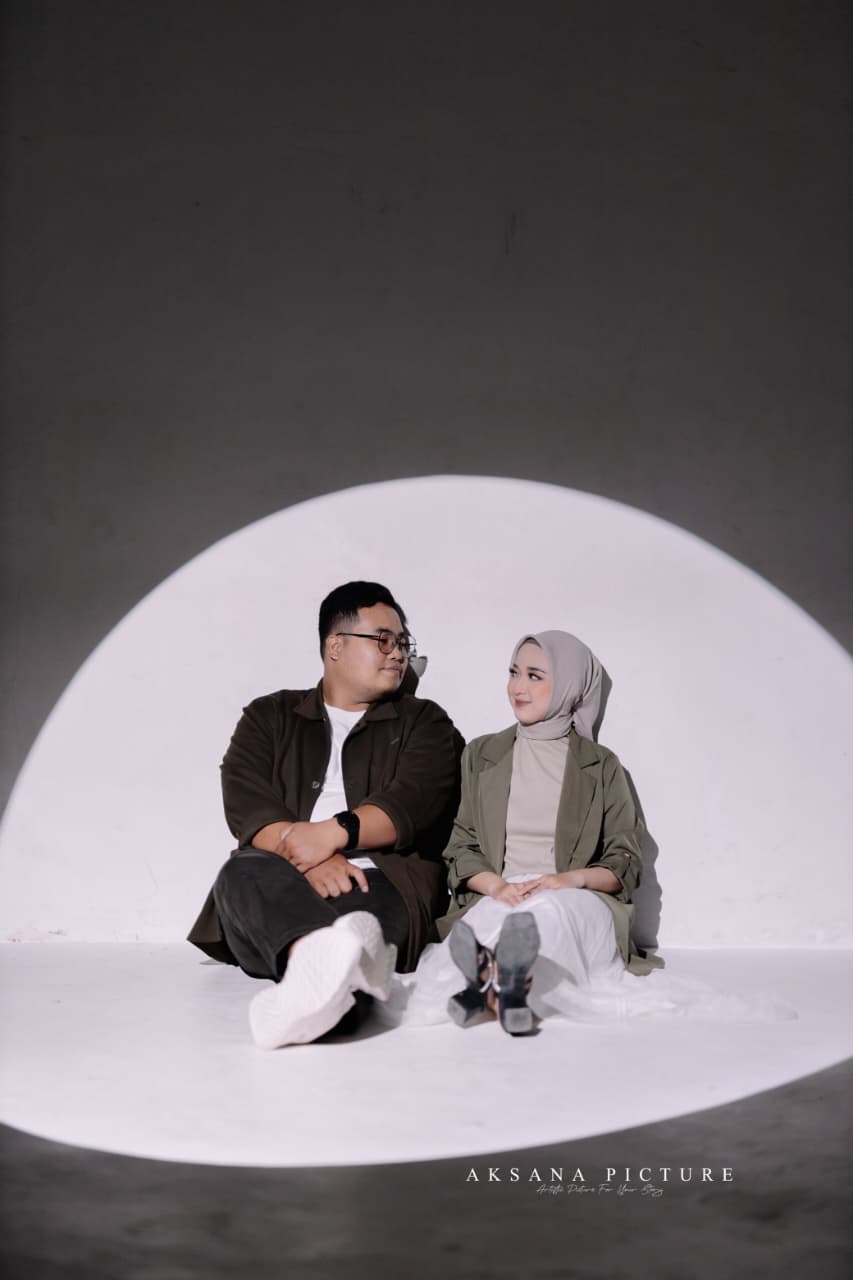 Nadia & Reva020526