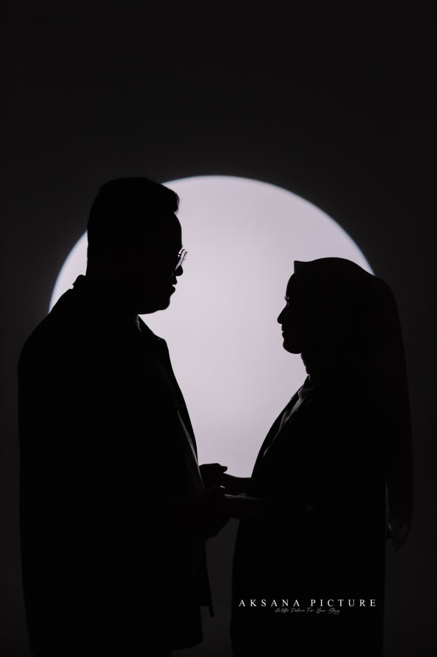 Nadia & Reva020526