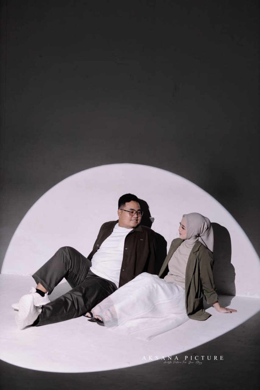 Nadia & Reva020526