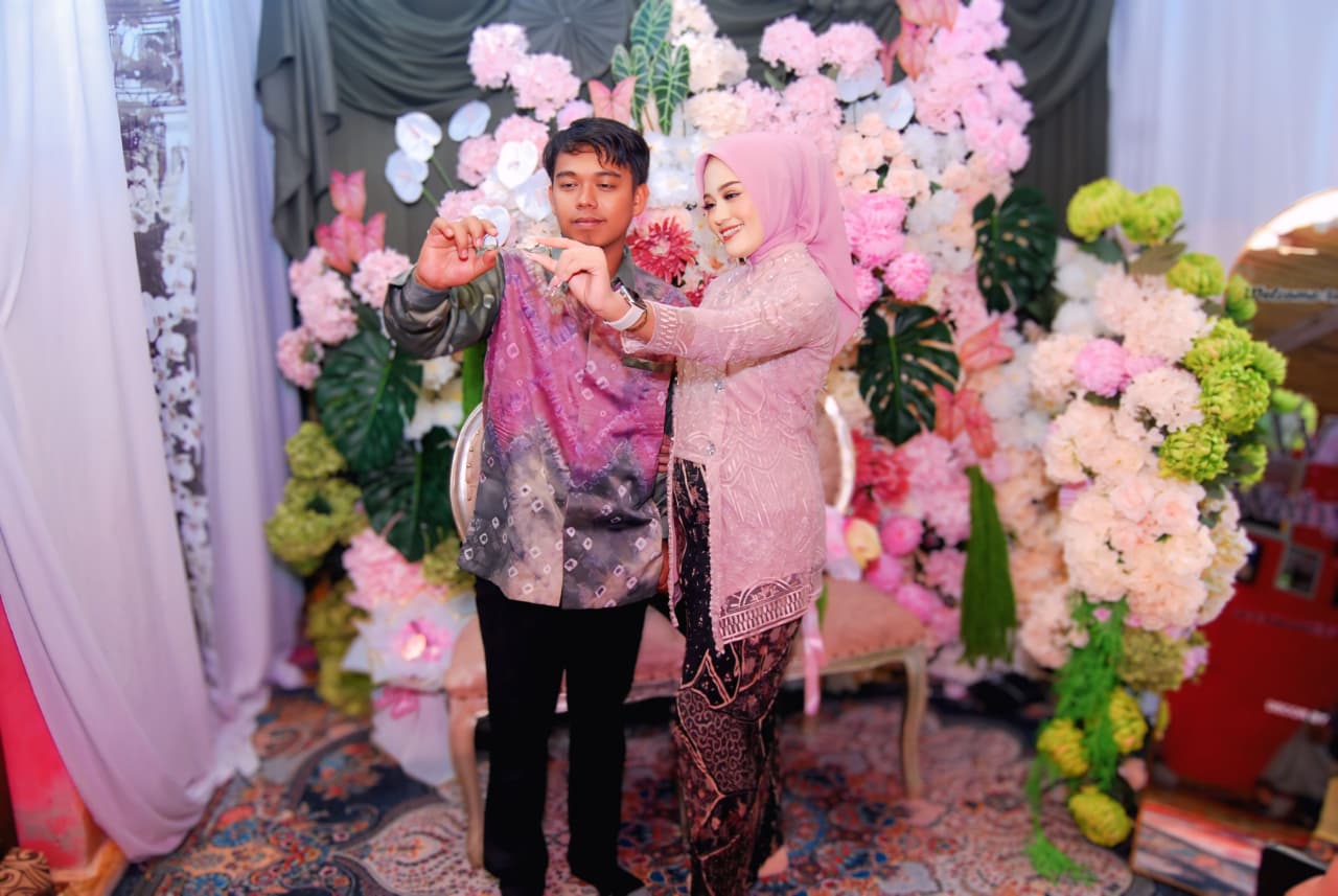Witri & Wahyu100526
