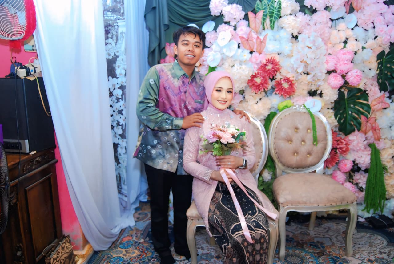 Witri & Wahyu100526