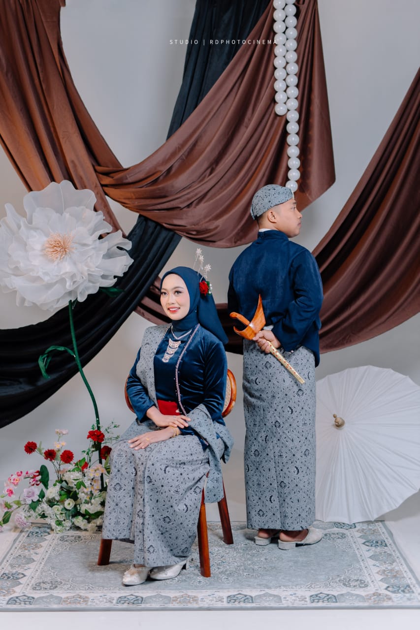 Tari & Hardy180426