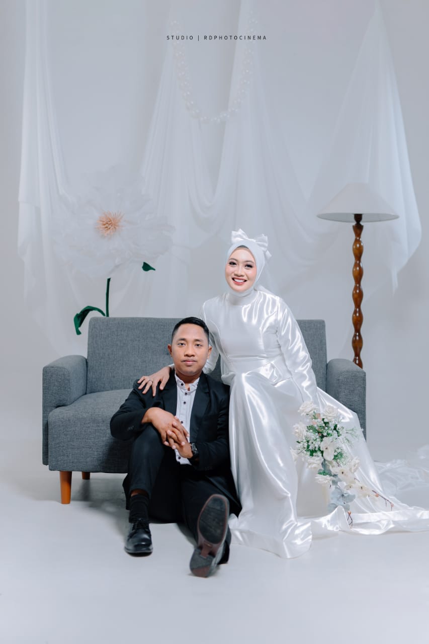 Tari & Hardy180426