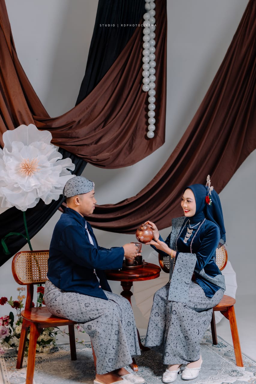 Tari & Hardy180426
