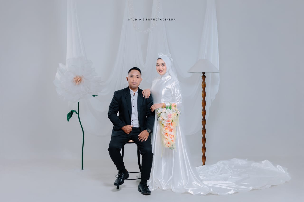 Tari & Hardy180426