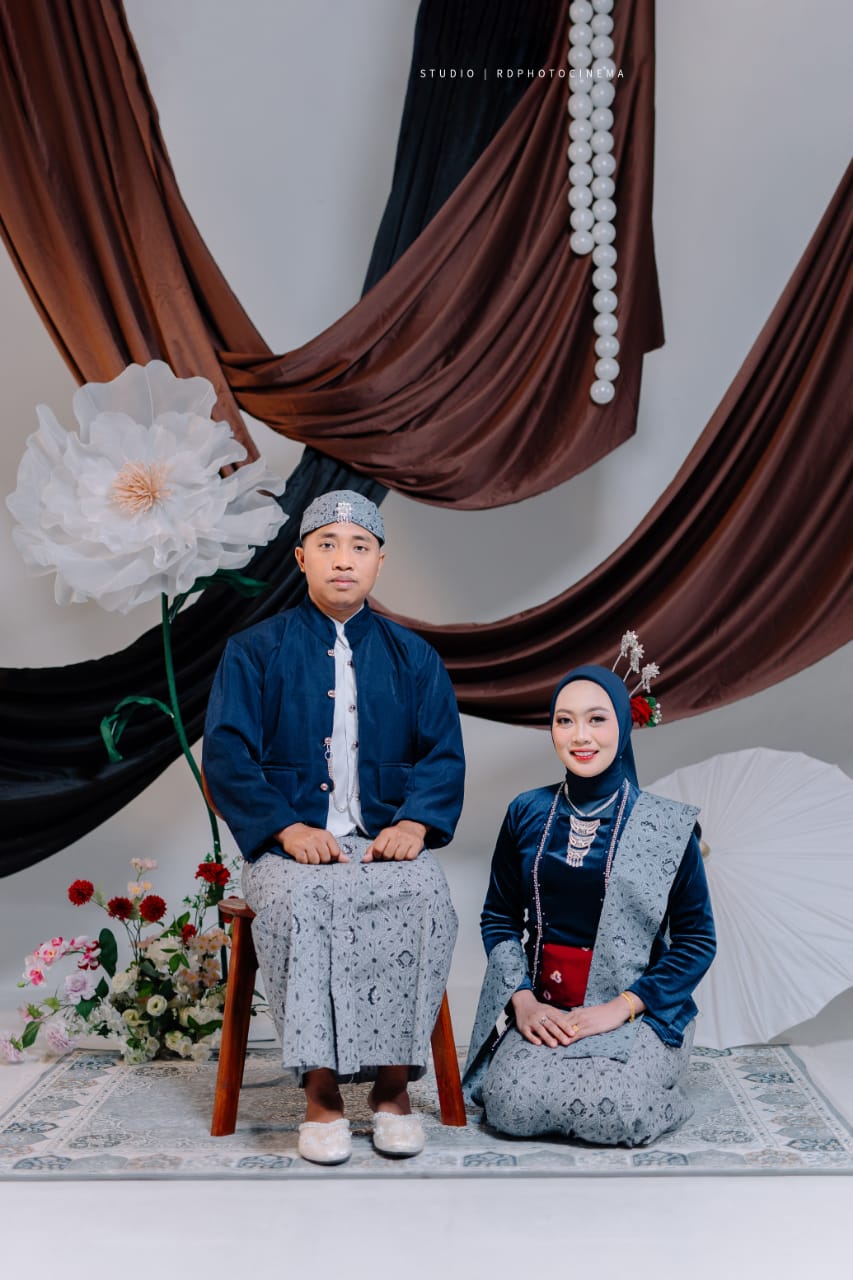 Tari & Hardy180426