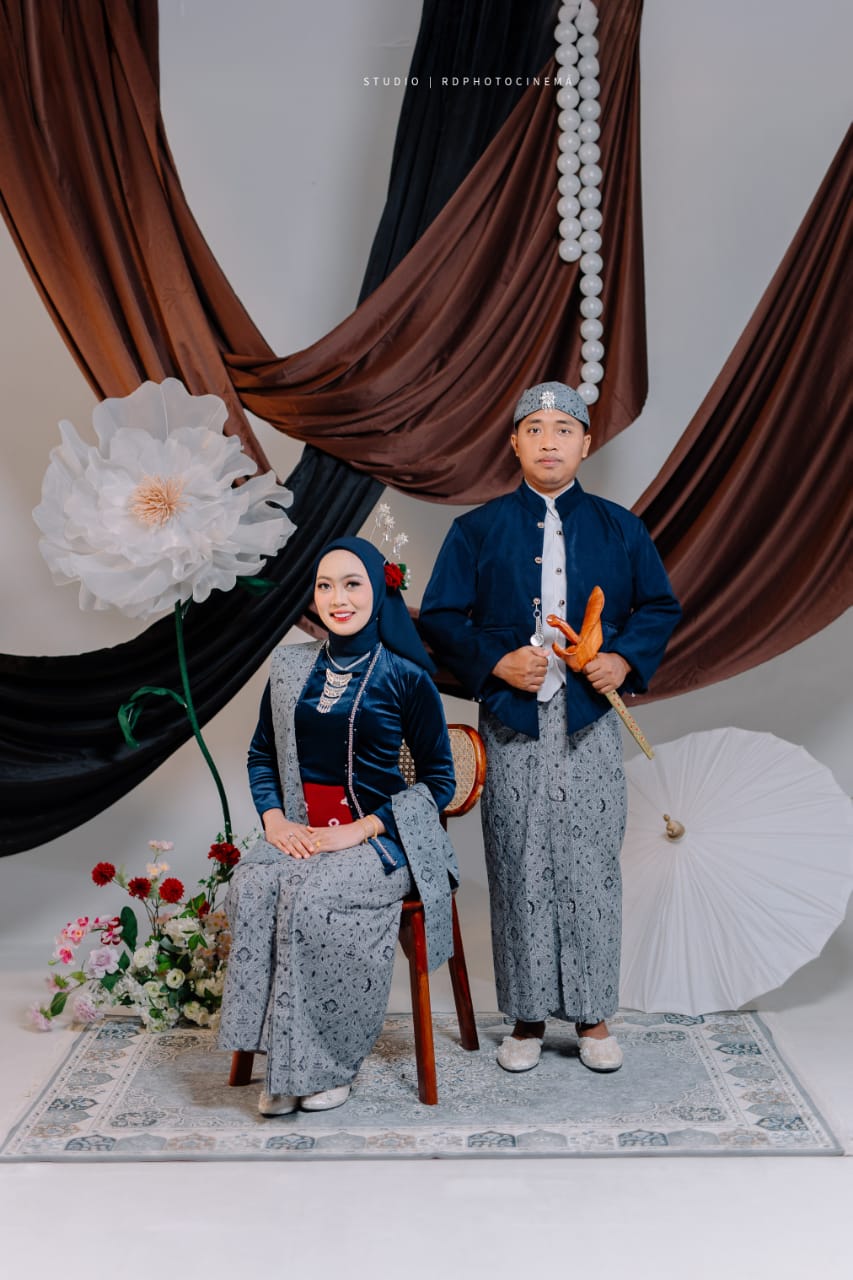 Tari & Hardy180426