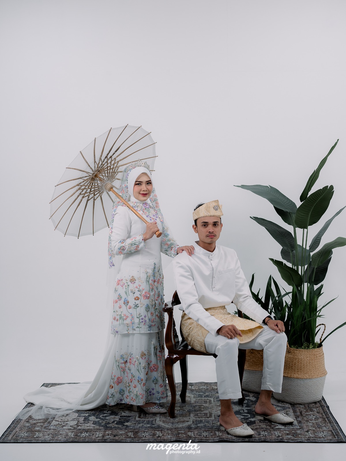 Dwi & Latif190426