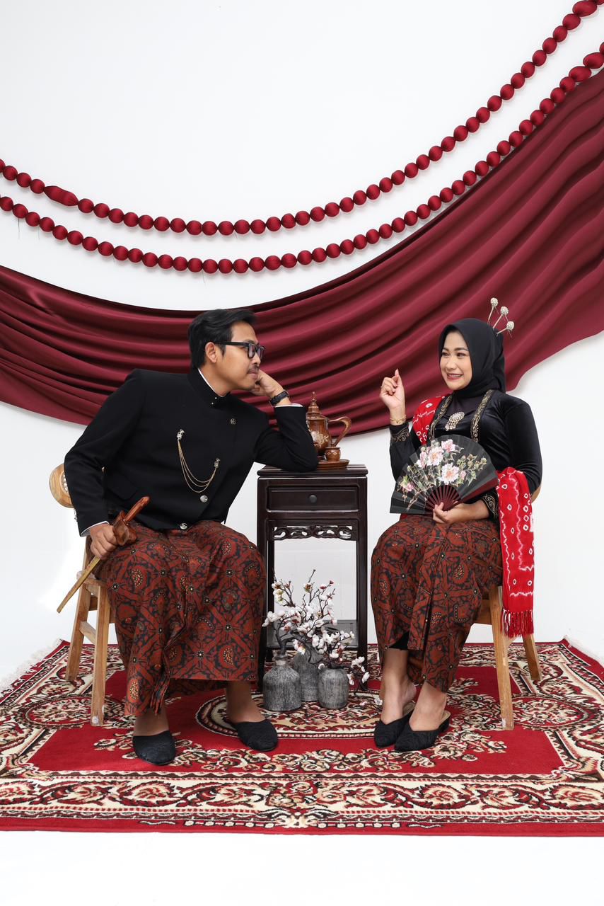 Putri & Ibnu020526