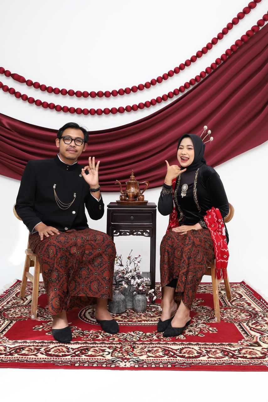 Putri & Ibnu020526