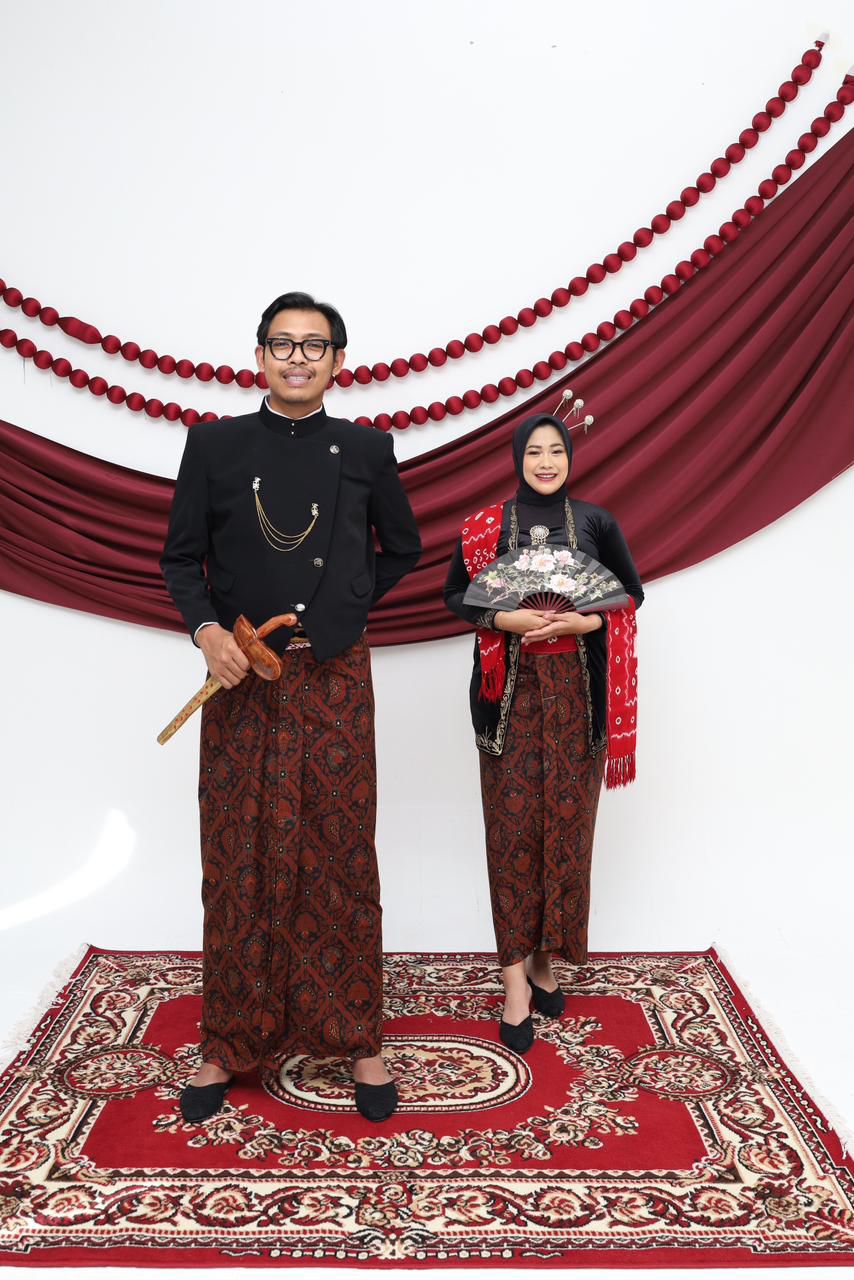 Putri & Ibnu020526