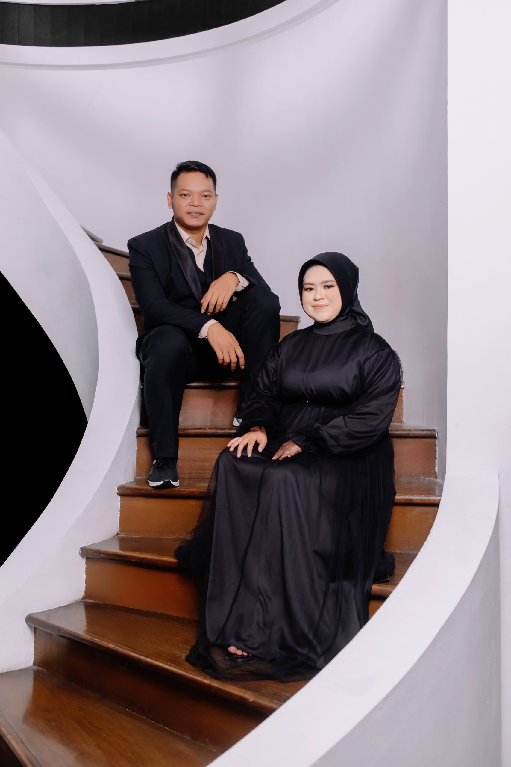 Ine & Eko300526