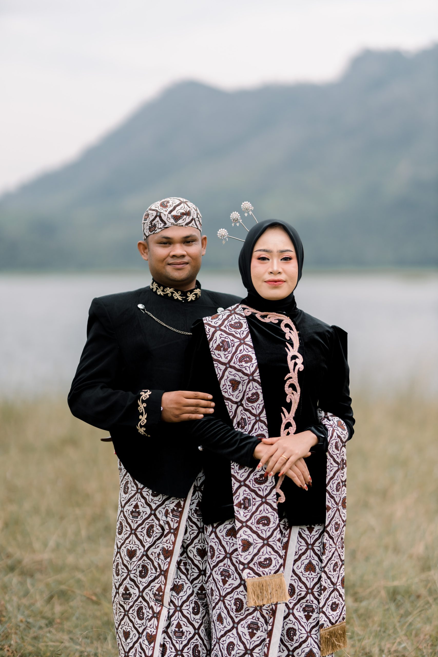 Ayu & Rindi060626