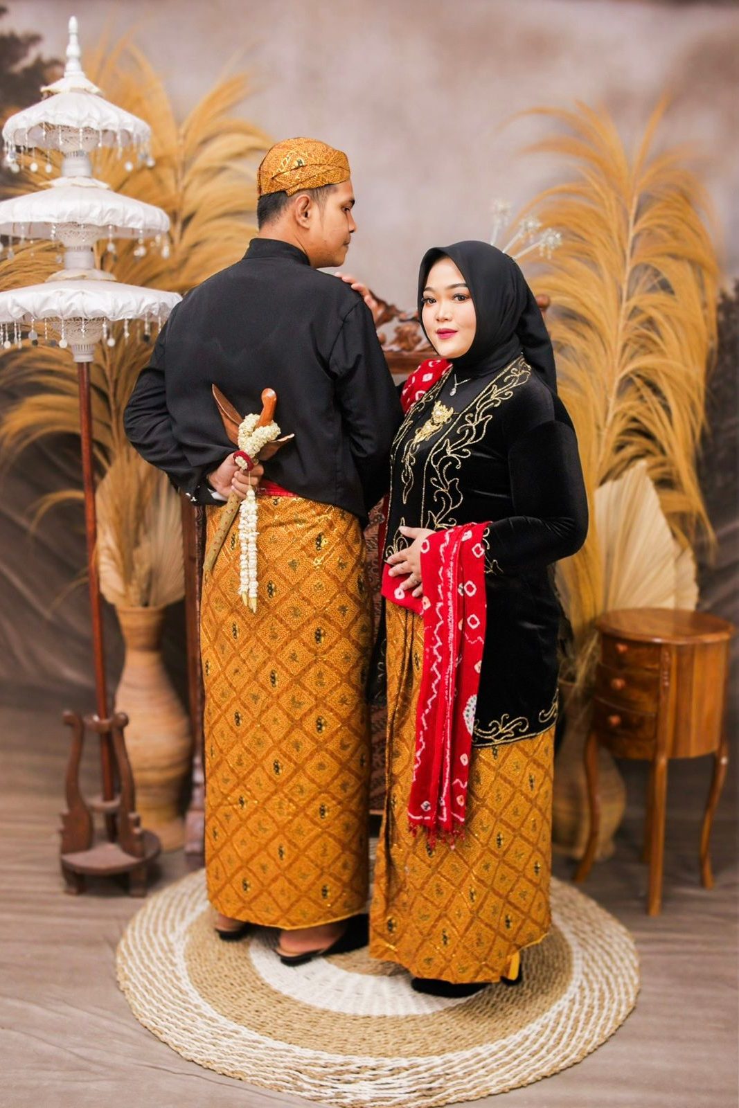 Dea & Yunus300526