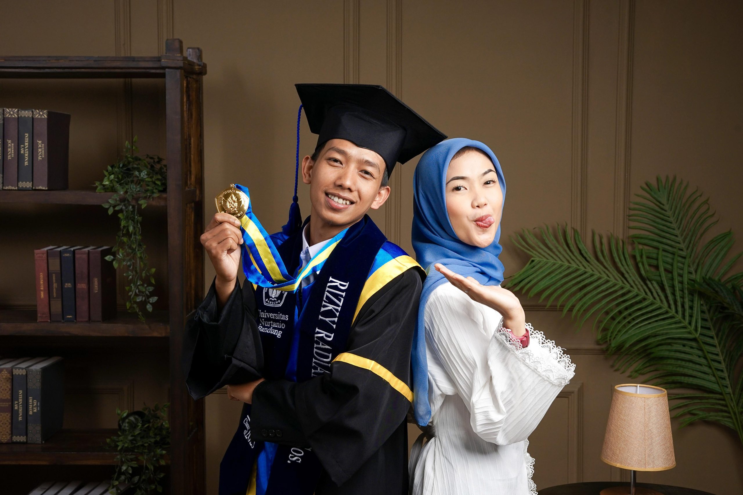 Mega & Rizky230526