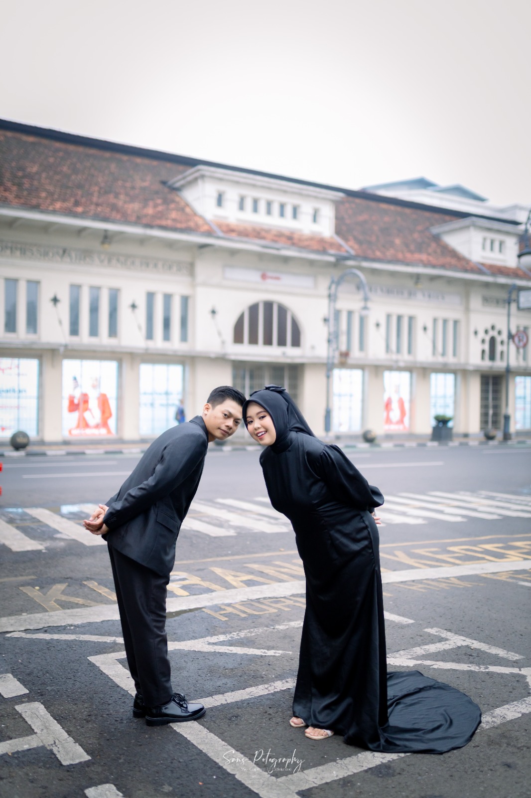 Devi & Algi100526