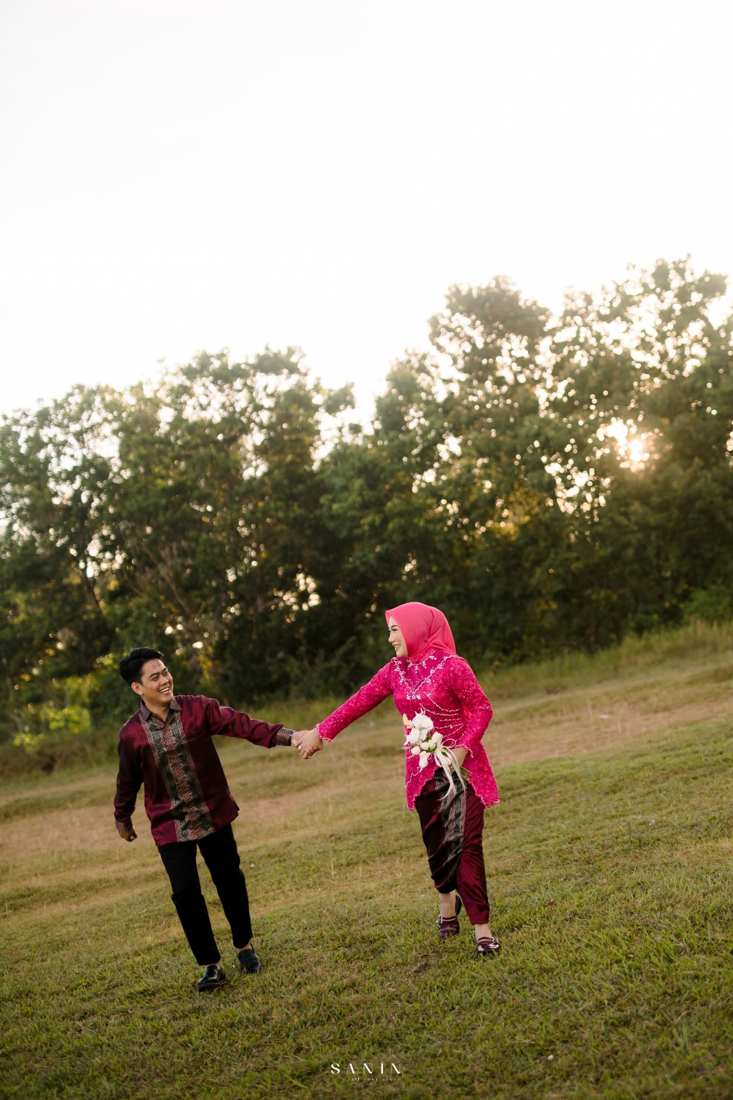 Esta & Wahyu060626