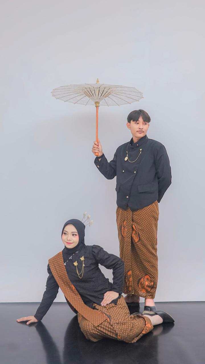Risa & David050626