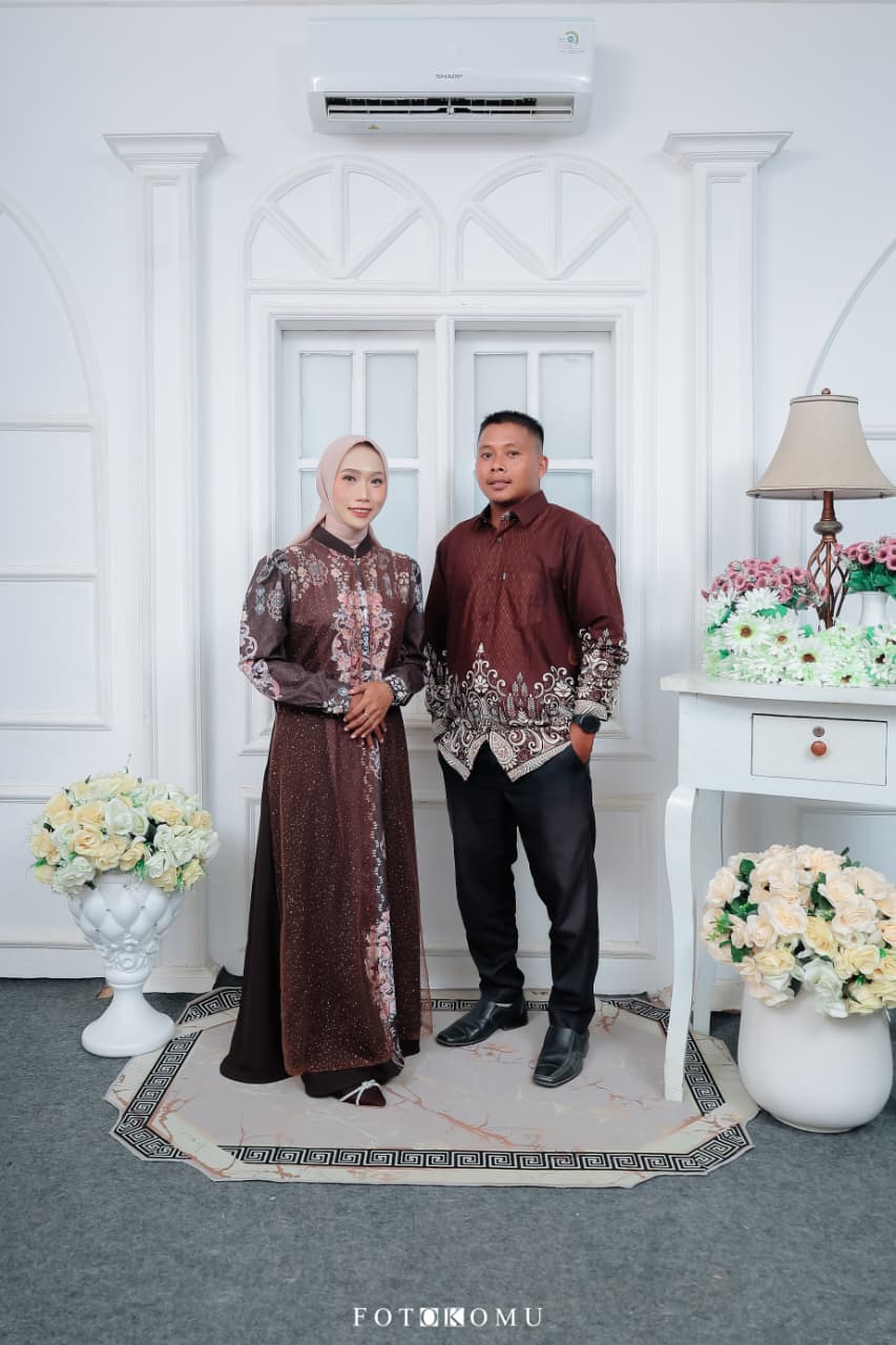 Nisa & Riski100626