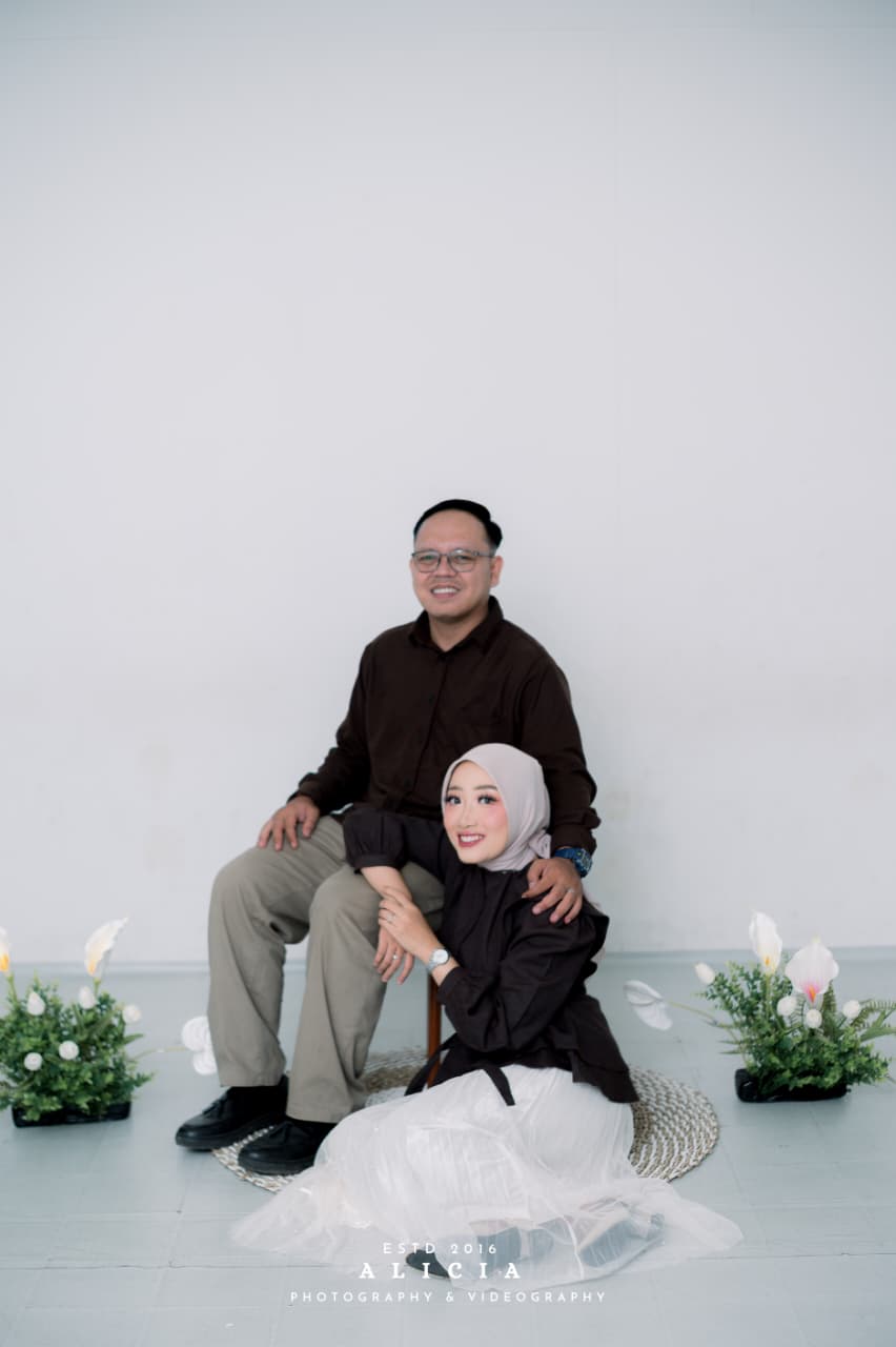 Vivi & Rendy060626