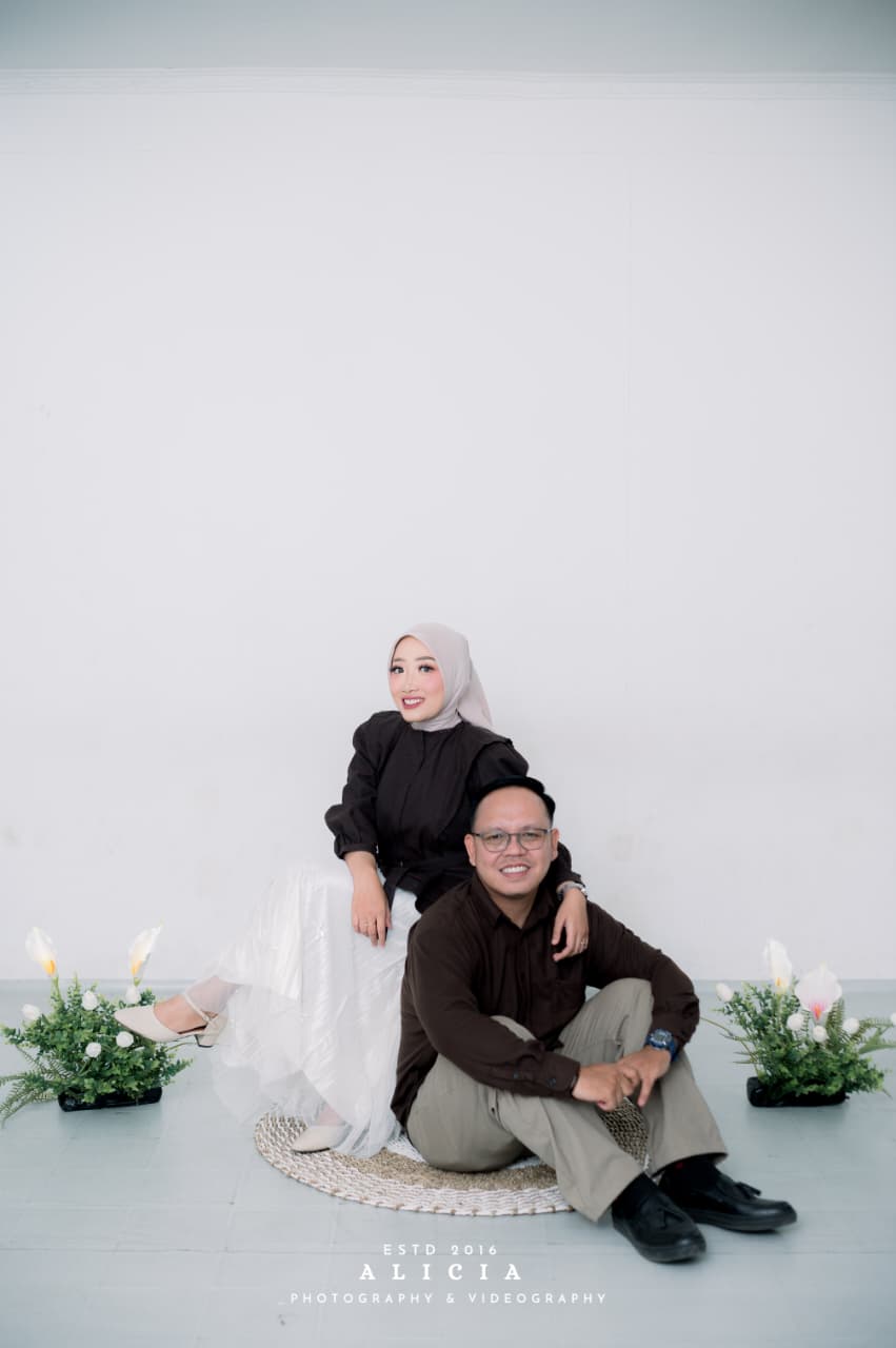 Vivi & Rendy060626