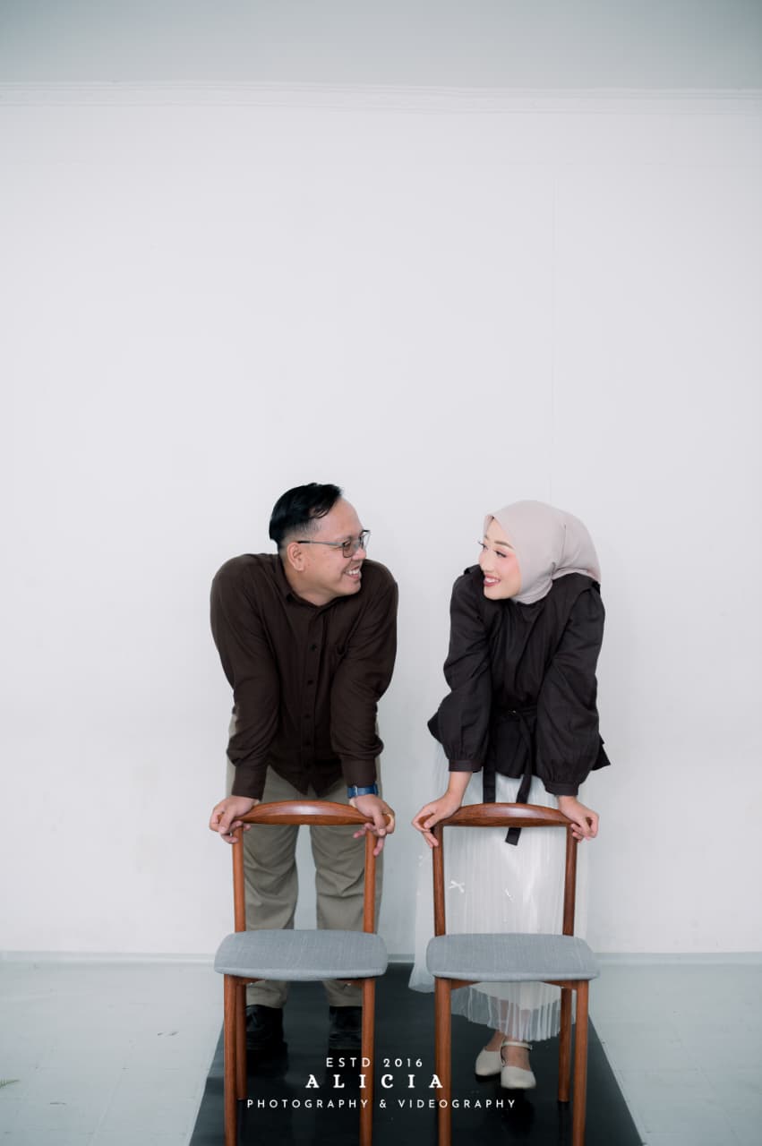 Vivi & Rendy060626