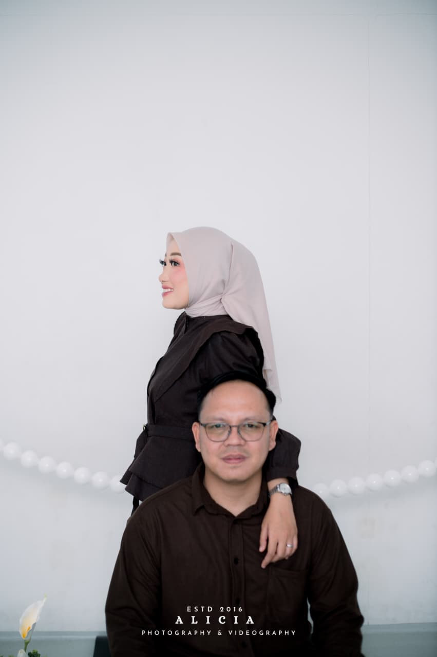Vivi & Rendy060626