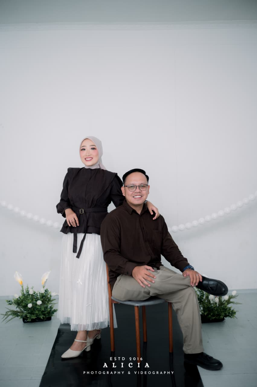 Vivi & Rendy060626