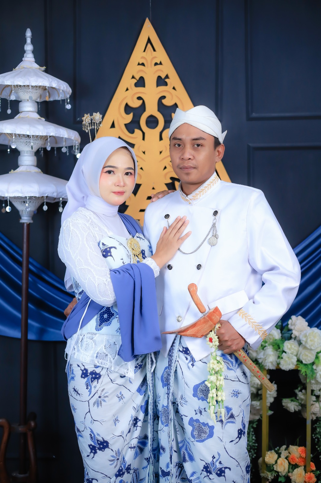 Roasihana & Iwan010626