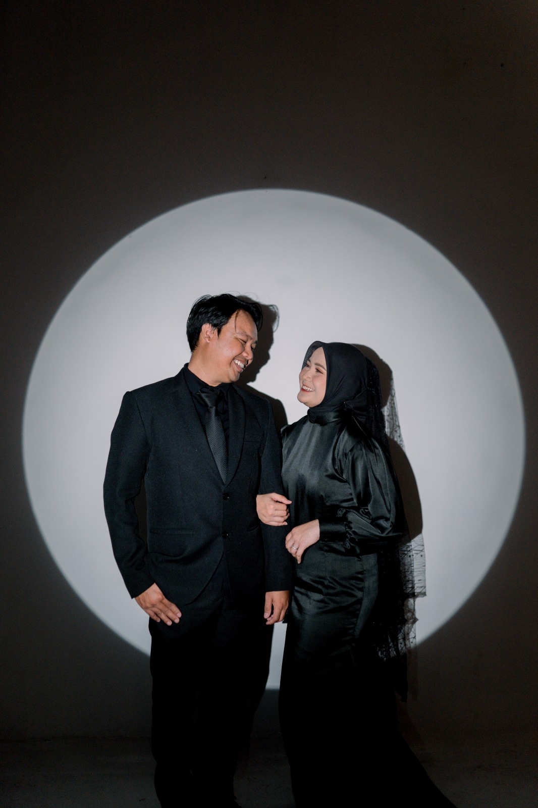 Diinaar & Adi060626