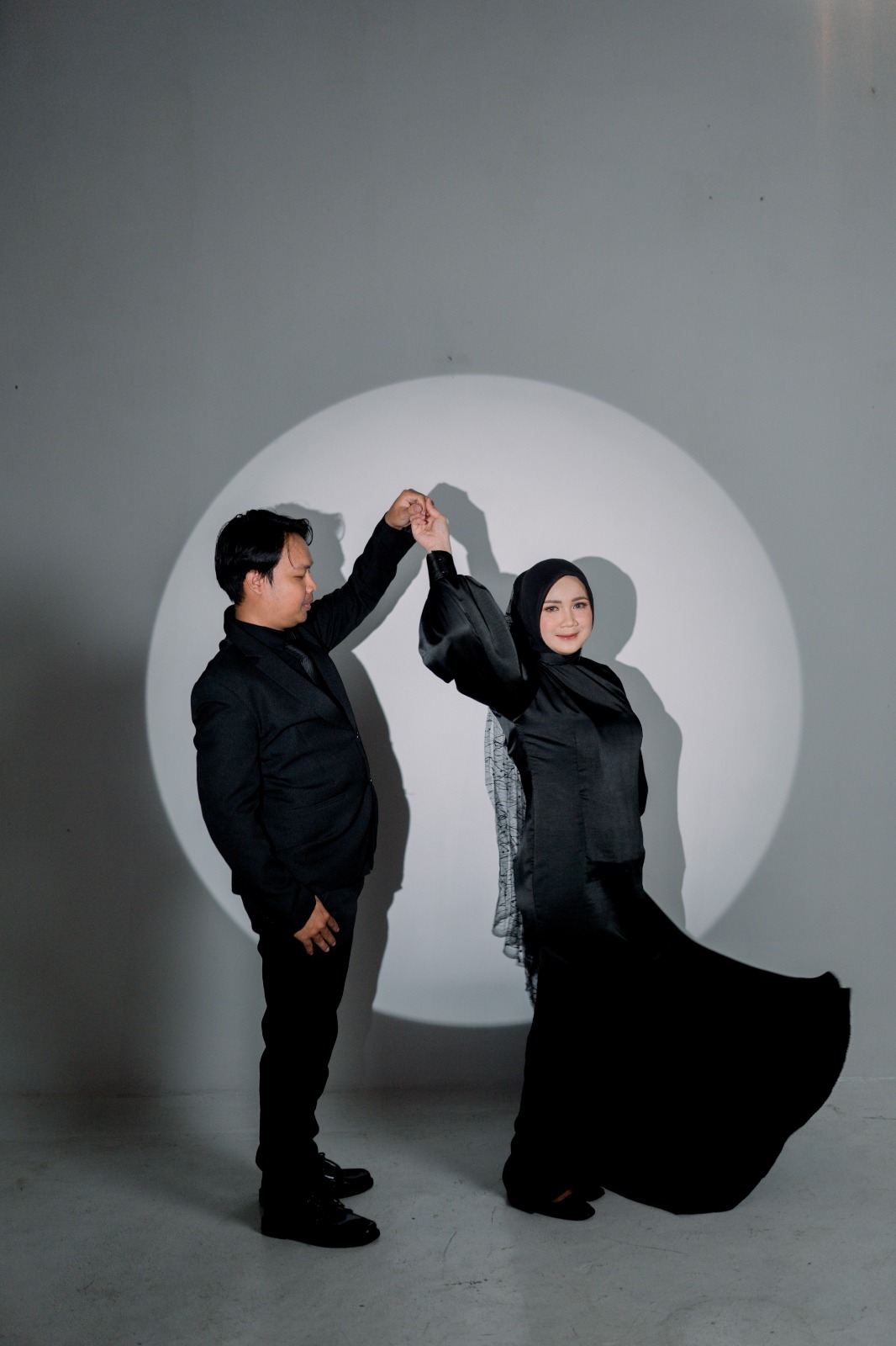 Diinaar & Adi060626