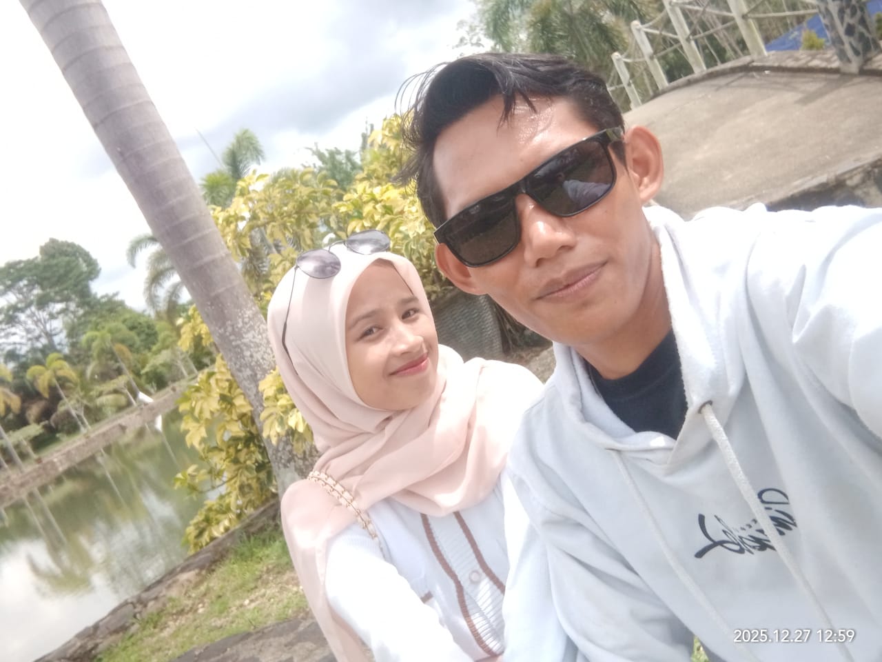 Uswa & Darma110626