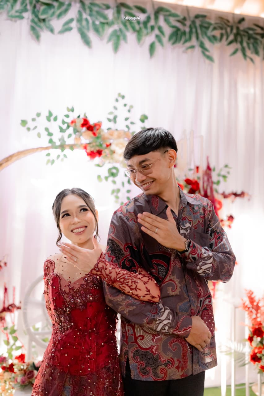 Afrilia & Kristian260626