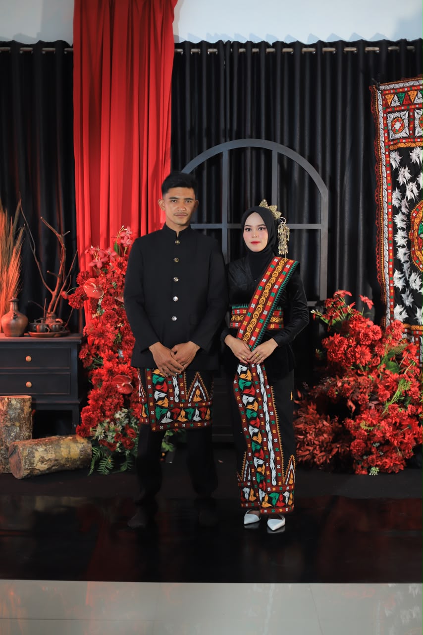 Ayu & Fitra210726