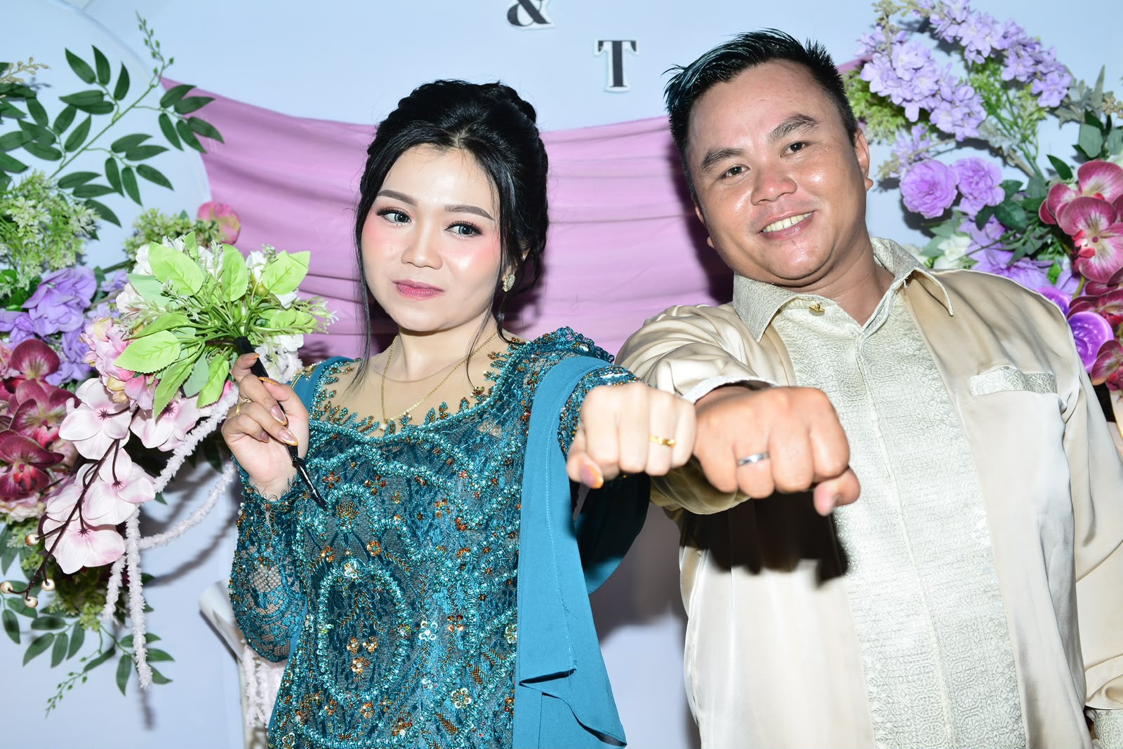 Triya & Pebri090826