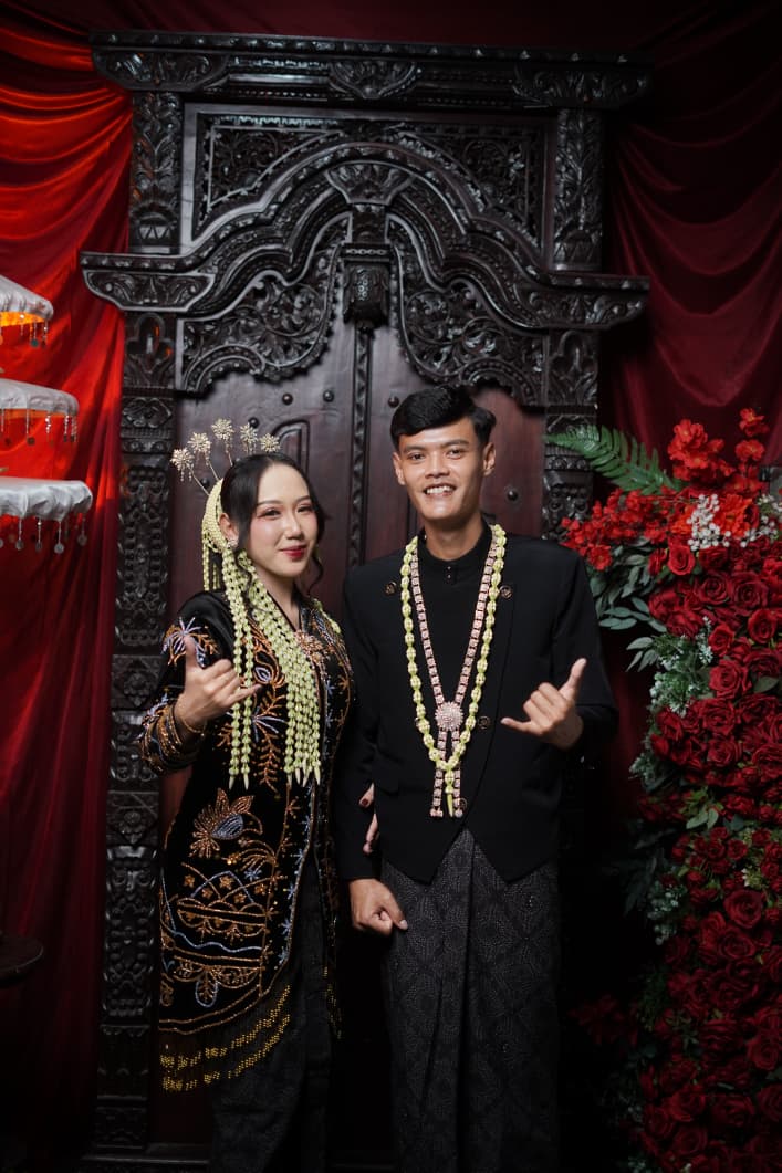 Dinia & Dava221126
