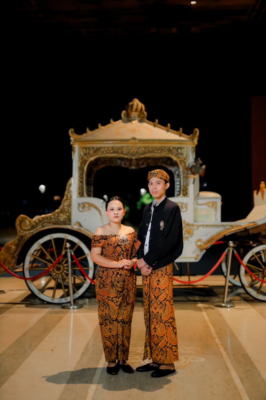 Siti & Riyan071126